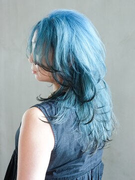 シオン(shion) ネビージュ透明感カラー秋色ウルフレイヤーロング_ba527671