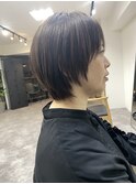 大人耳かけショート×透け感カラー