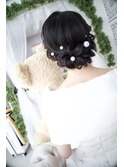 シンプルなアップヘア
