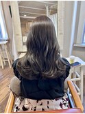 透け感グレージュ