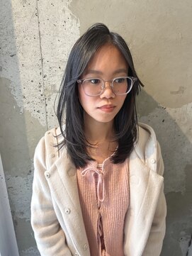 アイリー 名古屋(A/LEE) レイヤーカット/顔まわりレイヤー/バタフライカット