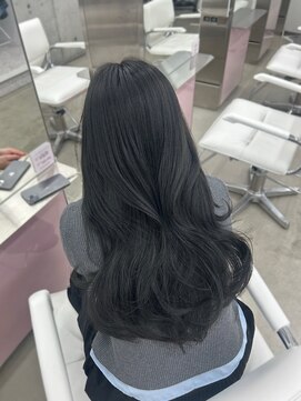 エヌアイ オモテサンドウ(ni omotesando) ダークオリーブグレージュ 暗めオリーブ 韓国ヘアレイヤーカット