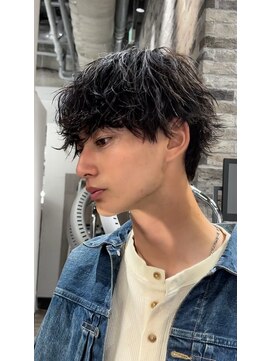 ロウ 銀座(RAW) ほつれシャドウパーマ　ラウンドマッシュ　ナチュラルマッシュ