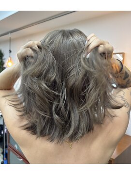 ノービス バイ パーキング 心斎橋(NOV!!!CE by PARKiiiNG) ミルクブラウン/夏のヘアアレンジ/ダウンバンク