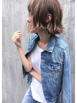 リマ(RIMA) 【RIMA】  切りっぱなし質感ボブ×抜け感ハイライト