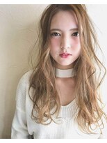 ヘアーデザイン ルシア(Hair Design Lucia)&nbsp;ハイトーンゴールド×ゆるふわロング
