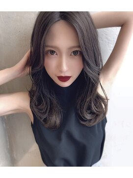 アフロート ルヴア(AFLOAT RUVUA) 大人センターパートでクラシカルにフェザーロングスタイル☆