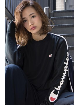 アート(a-to) 3Dカラーで見せる透け感ベージュ♪