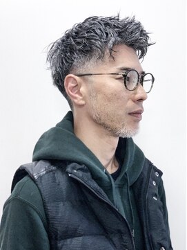 メリケンバーバーショップ コウベ(MERICAN BARBERSHOP KOBE) ツイストパーマかき上げコンマヘアビジネス#m 1