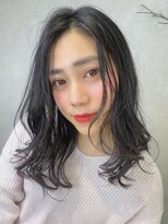 ローウェ 青山 表参道(Louwe) 20代30代40代/大人エアリーミディ/小顔/黒髪/ダークアッシュ