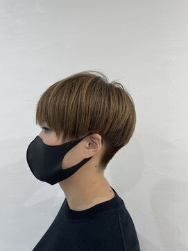 シロ(siro) ハンサムショート