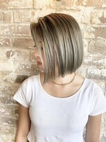 ソル オモテサンドウ 表参道 青山(SOL . OMOTESANDO)&nbsp;ミルクティーベージュダブルカラーインナーカラーハイライト