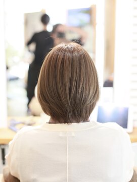 リビーチ ヘア リゾート 赤羽(Rebeach HAIR RESORT) ブリーチなしで赤味を消すハイトーンアッシュグレーカラー