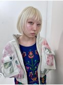 抜きっぱなしブリーチミニボブオン眉ショート