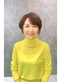 大人女性のフェミニンショート