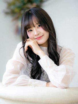 スイート ヘアデザイン(Suite HAIR DESIGN) うる艶ロング×シースルーバング