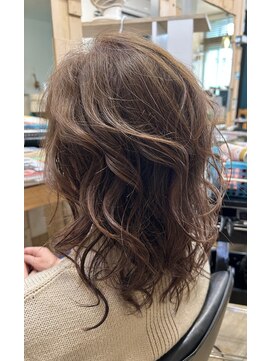 ヘアーサロン アイディ(HAIR SALON Id) クセを生かした大人スタイル