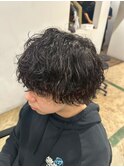 表参道駅MEN’S/ニュアンスパーマ/刈り上げセンターパート