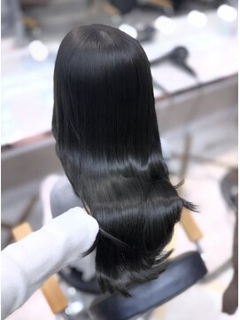 ルル(Lulu) 前髪カット/レイヤーカット/ダブルカラー/髪質改善/縮毛矯正