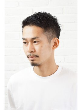 ナンバー イル デュッカ 札幌(N° il duca) ショートレイヤーかき上げソフトツーブロックビジネス