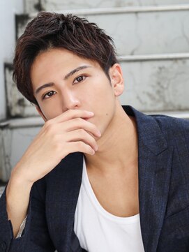 アフロート ディル(AFLOAT D'L) サイドグラデーション　マッシュウルフ　かき上げヘア