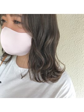 ネオリーブ クタ 町田店(Neolive kuta) ミディアムレイヤー