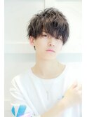 スパイラルパーマ 黒髪 マッシュ 刈り上げ ツーブロ