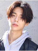 パーマがお洒落!ニュアンススパイラルセンターパート