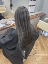 シカ 神戸三宮元町店(Cica)&nbsp;シャドールーツ デザインカラー アッシュ ハイライト 三宮