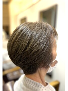 ヘアー グリーン(hair green) ショートグラデーションボブ／30代40代