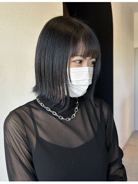 アンドアイズム(and.I'sm) 切りっぱなしボブ/外はねボブ