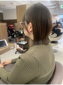 バッサリミディアムレイヤーカット