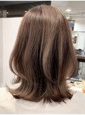 表参道切りっぱなしボブミディアムボブグレージュカラー40代50代