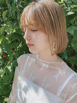 ロミー 本厚木(ROMMY.) フェミニンボブ☆ホワイトブロンドブリーチ/前髪カット髪質改善