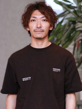 メンズサロン ブロック(Men's Salon bloc) メンズミディアム ニュアンスパーマ ブラウンカラー 束感