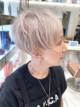 ピークアブー 原宿ハラカド(PEEK-A-BOO) 外国人風ショート/ハイトーンショート/PEEKABOO