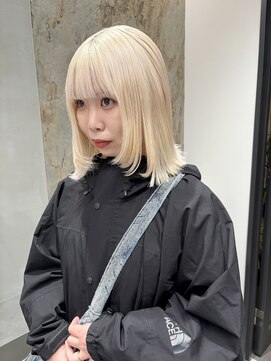 ソル 栄矢場町(SOL) ホワイトブロンド/ブロンドカラー/全頭ブリーチ