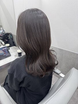 カルム 天神大名(calme) 【calme】ローズブラウン  透明感カラー 髪質改善