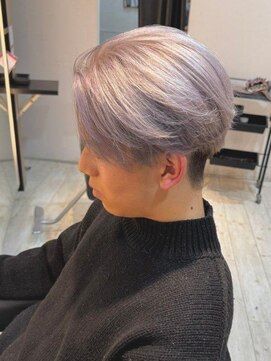 インク サカエ(inq sakae) ブリーチ2回トリプルカラーペールシルバー