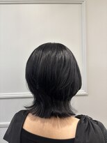 ヴィサージュクオン(VISAGE Quon) 首元すっきり◎大人可愛いナチュラルウルフ