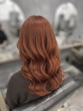 ロアー ヘアー ワメン(RAWR hair WaMen) 【RAWR】艶めくオレンジ。上品に弾む大人の韓国風ウェーブ