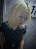 ロックス バイ マグ 松本(rocks BY MAG)&nbsp;透明感抜群◎ミルクティーブロンド×大人ウルフカット/レイヤー
