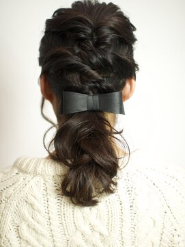 ベック ヘアサロン(BEKKU hair salon) 簡単!!ネジって作るキュートなリラクシーアレンジヘア☆