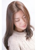 ツヤ感のあるストレートスタイル☆