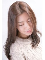 ジャイアントビービー(GIANTB B) ツヤ感のあるストレートスタイル☆