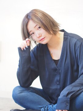 ロジ(Roji) 【Roji】簡単セットのこなれグレージュボブ×ジェンダーレス