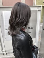 グランドライン(GRAND LINE)&nbsp;《GRANDLINE松本》ブルーグレージュ　外はね大人ミディアム