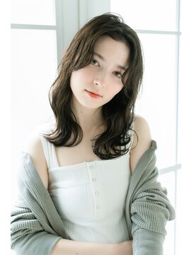 マナリノ バイ リトル(manarino by little) ノスタルジックなドーリーロング