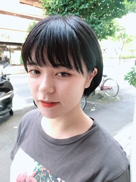 アロウズ(Arrows) 黒髪も映える艶のあるショート