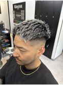 外国人風フェードシルバー